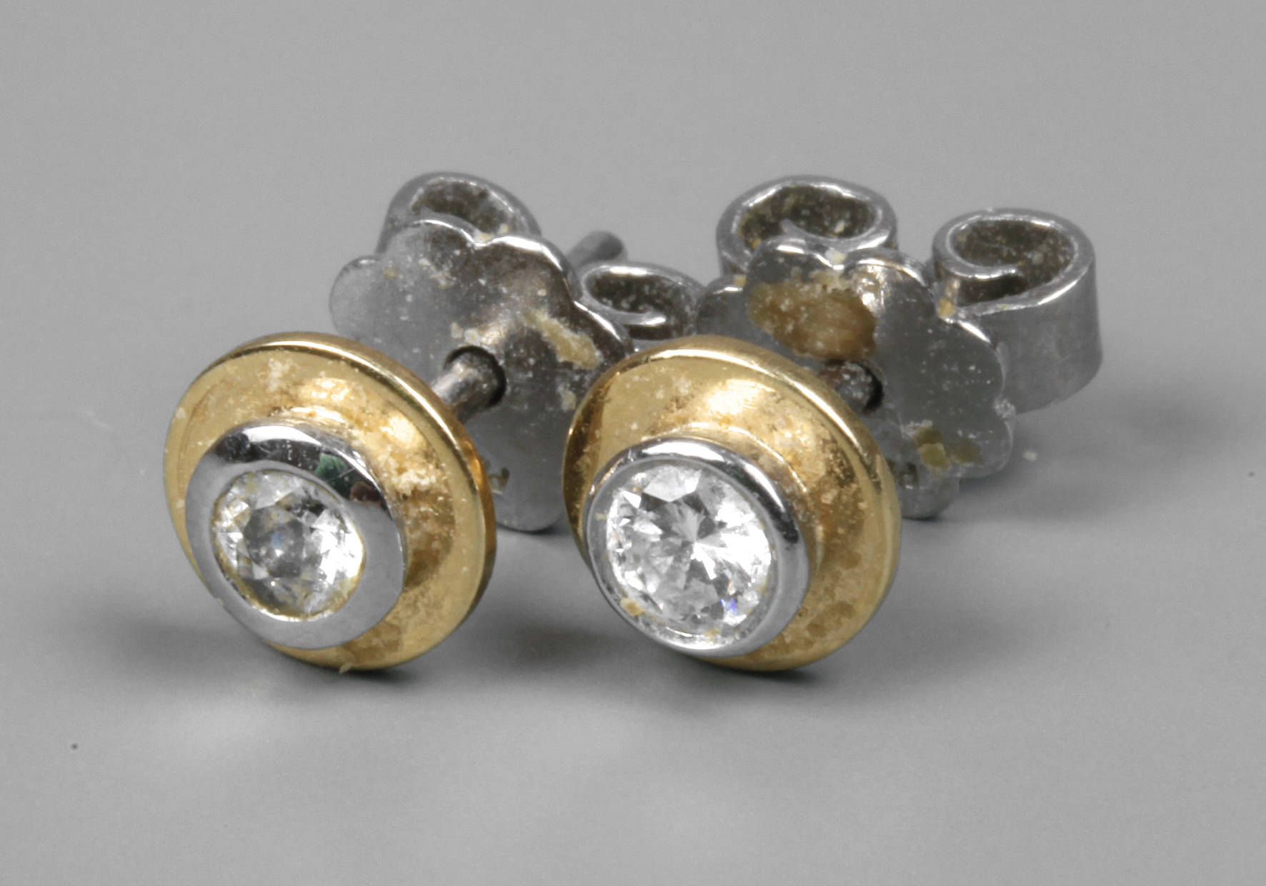 Paar Ohrstecker Brillant