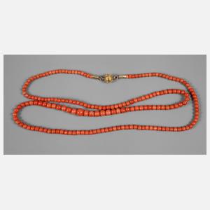 Lange Korallenkette