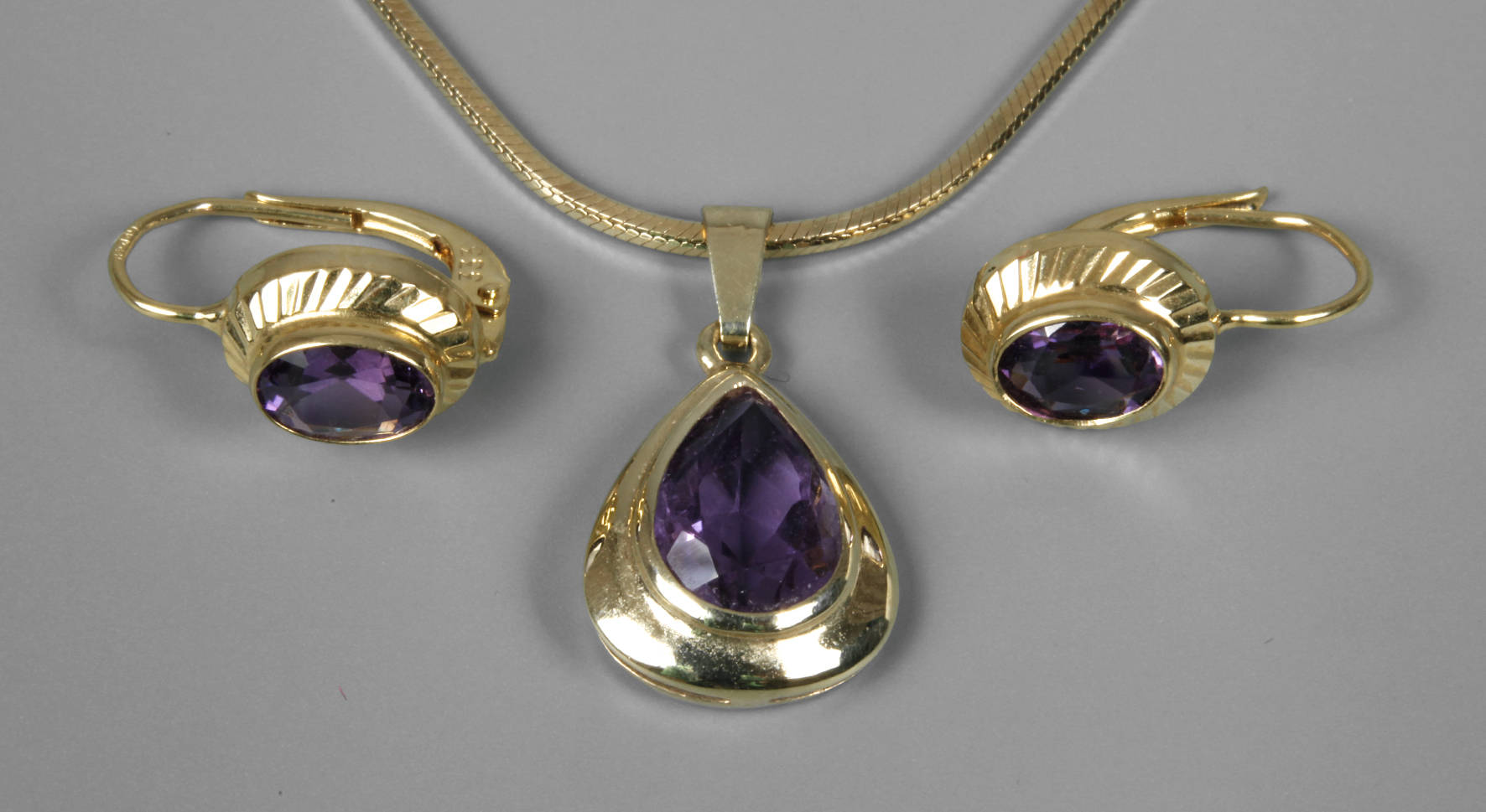 Collier und Ohrringe Amethyst