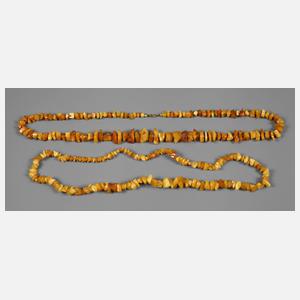 Zwei Bernsteinketten