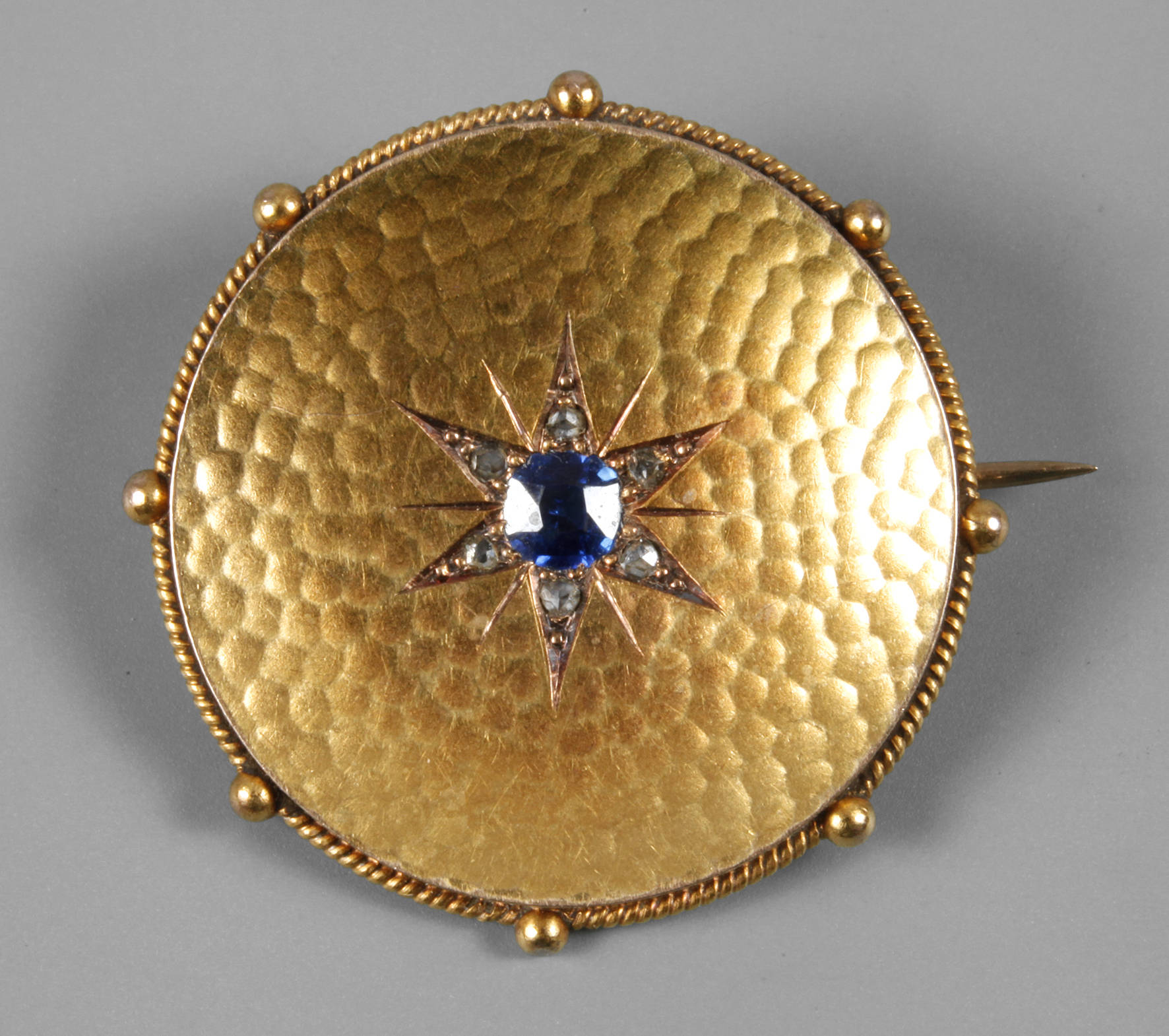 Spätbiedermeierbrosche