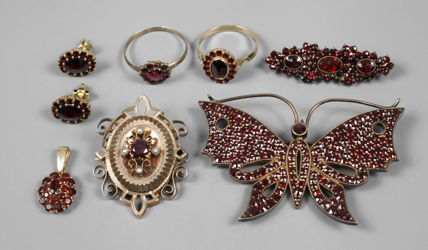 Konvolut Granatschmuck