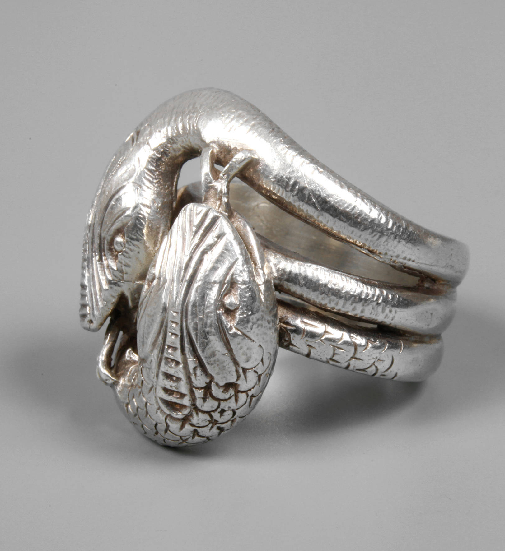 Massiver Schlangenring