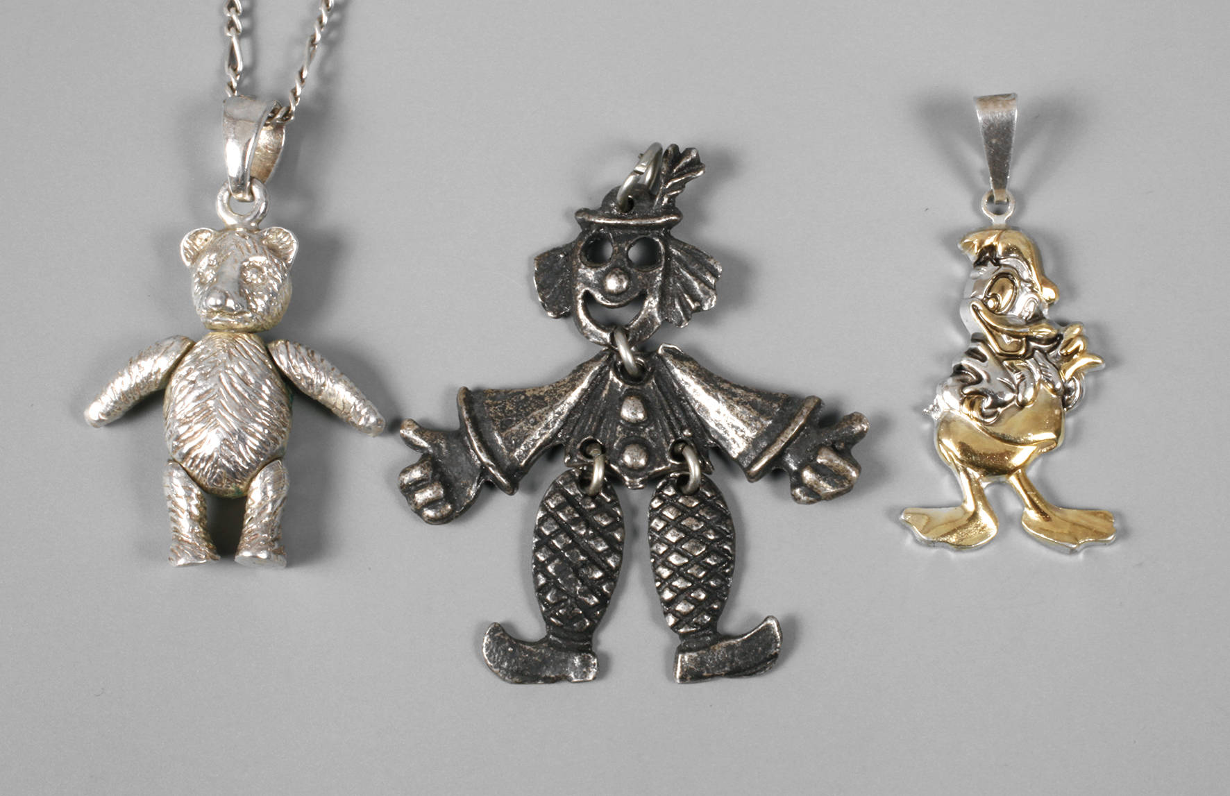 35f Drei Silberanhänger für Kinder