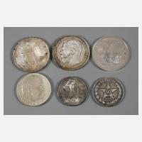 Sechs Münzen Russland111