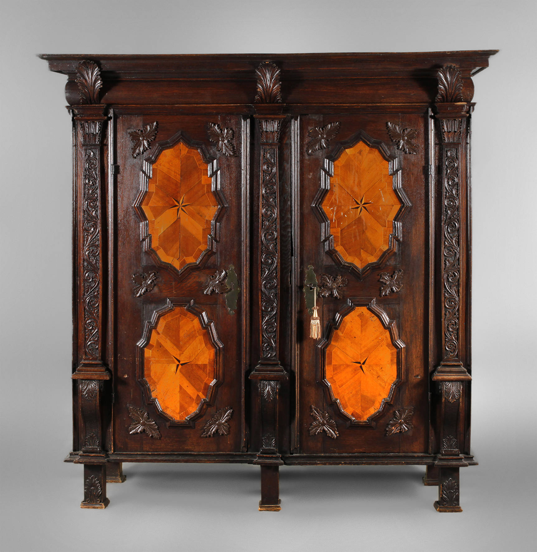 Dielenschrank Barock