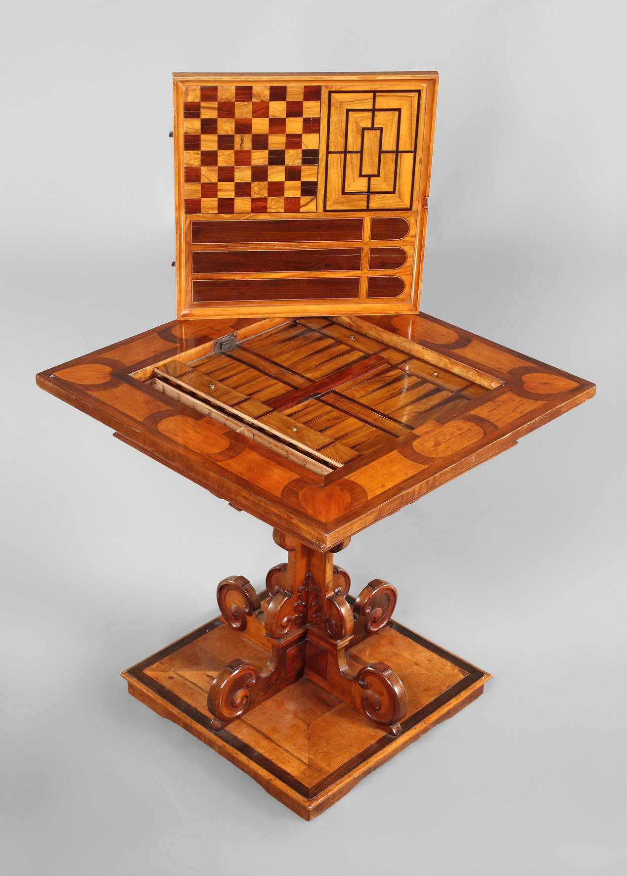 Renaissance Spieltisch