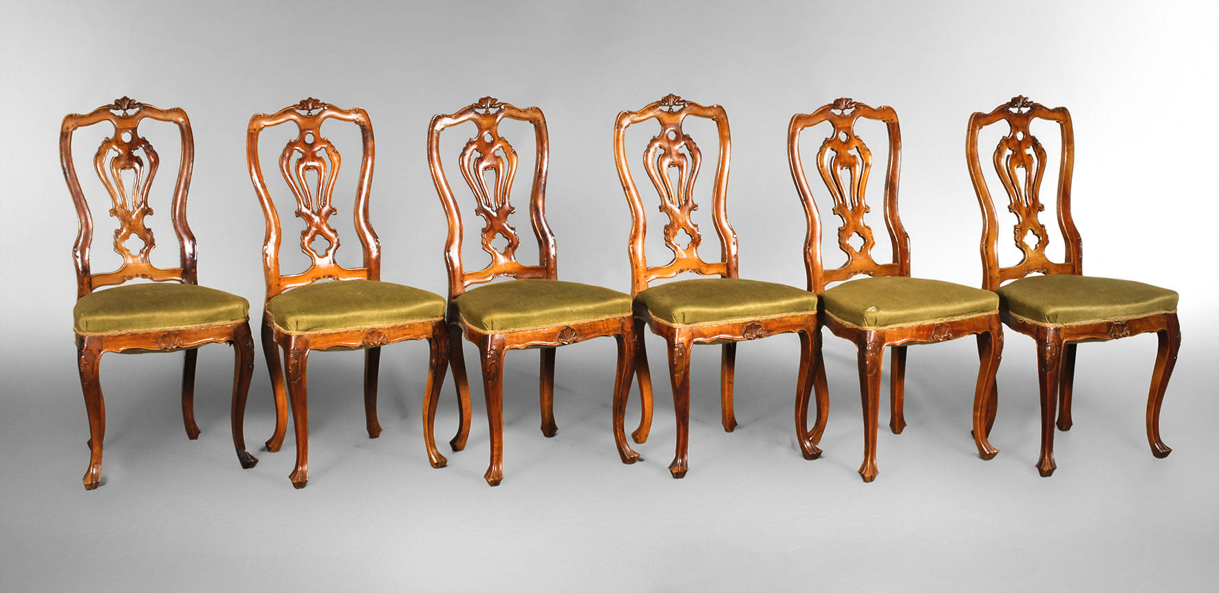 Sechs Barockstühle