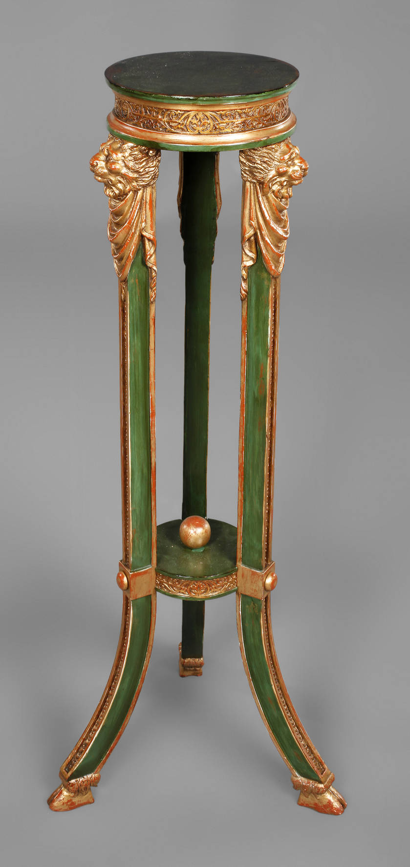 Klassizistisches Gueridon