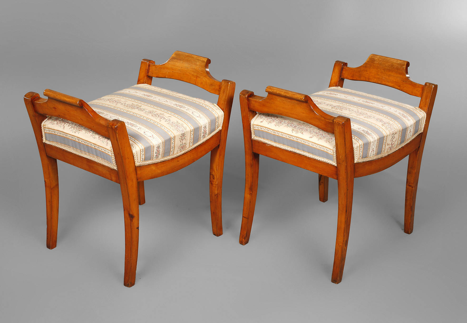Paar Hocker Biedermeier