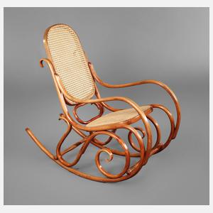 Kleiner Schaukelstuhl Thonet