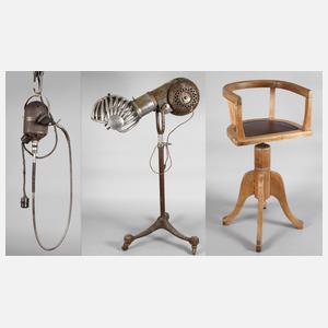 Friseurhaube und Stuhl