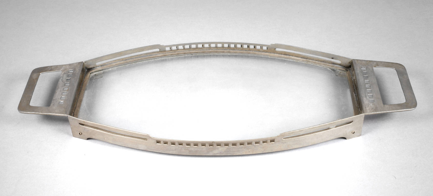 Strenges Jugendstiltablet