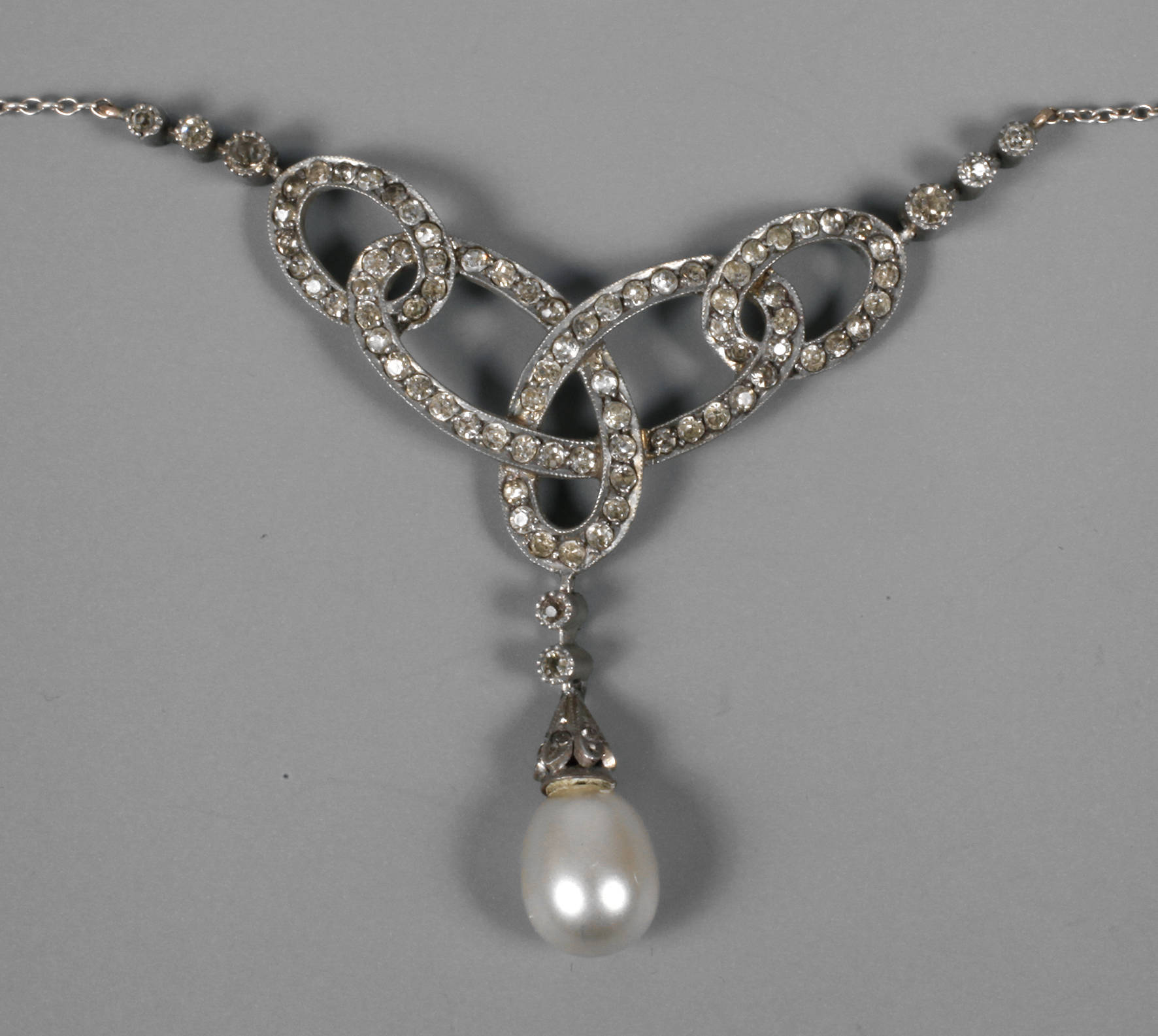Jugendstil Collier mit Perle