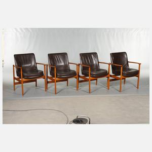 Vier Armlehnstühle Ib Kofod-Larsen