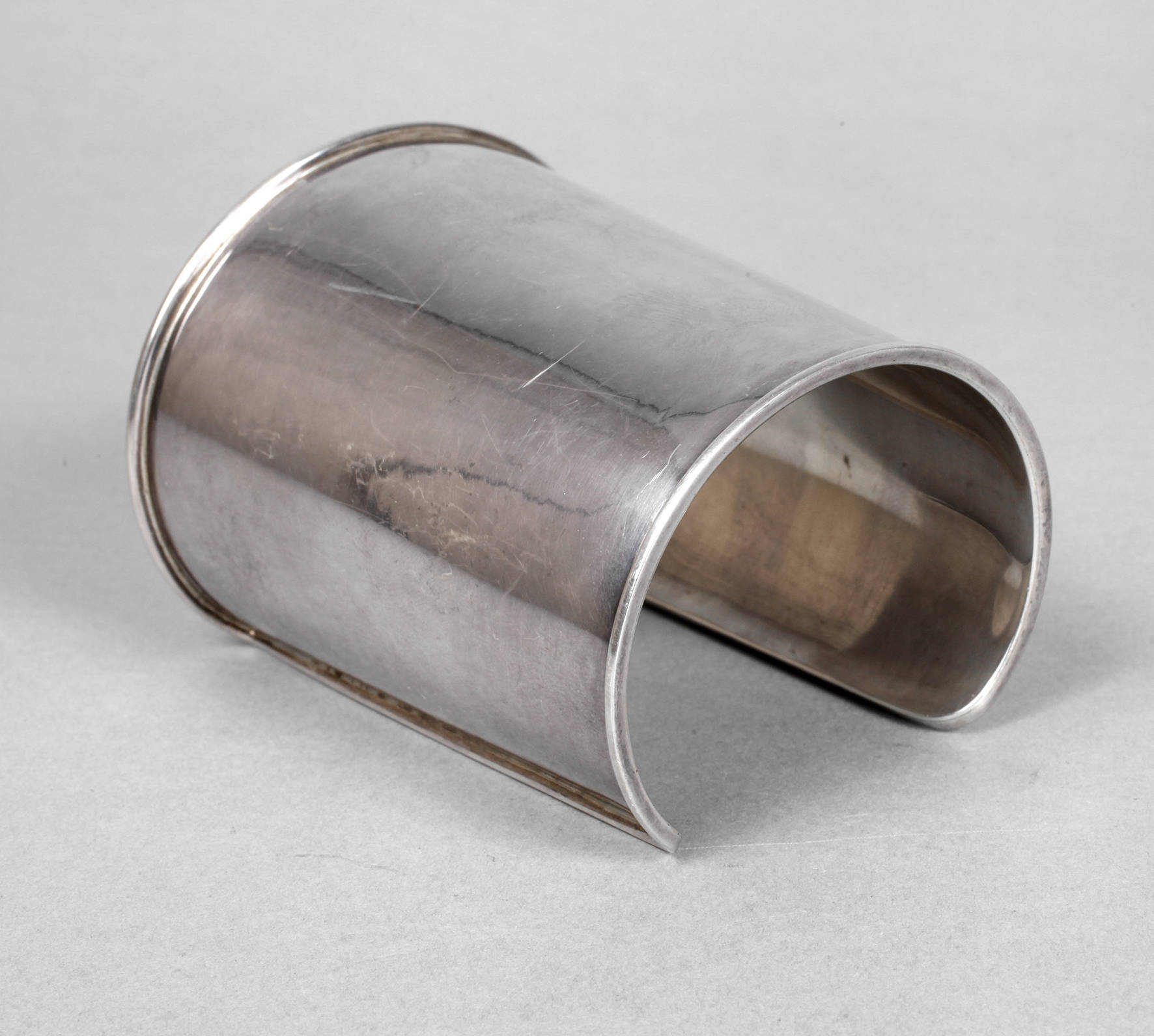 Großer Silberarmreif