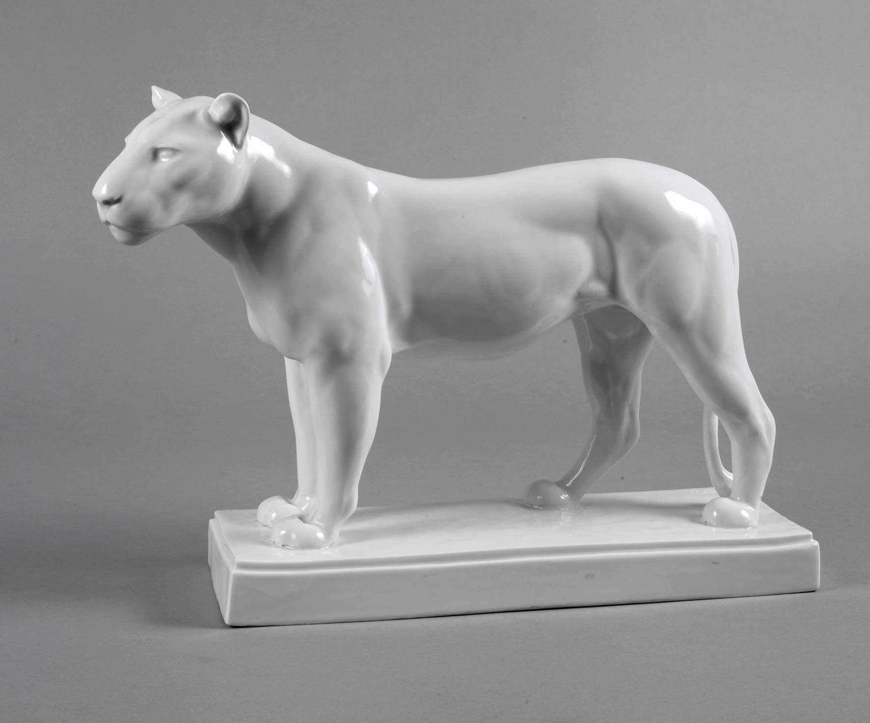 Meissen Löwin August Gaul