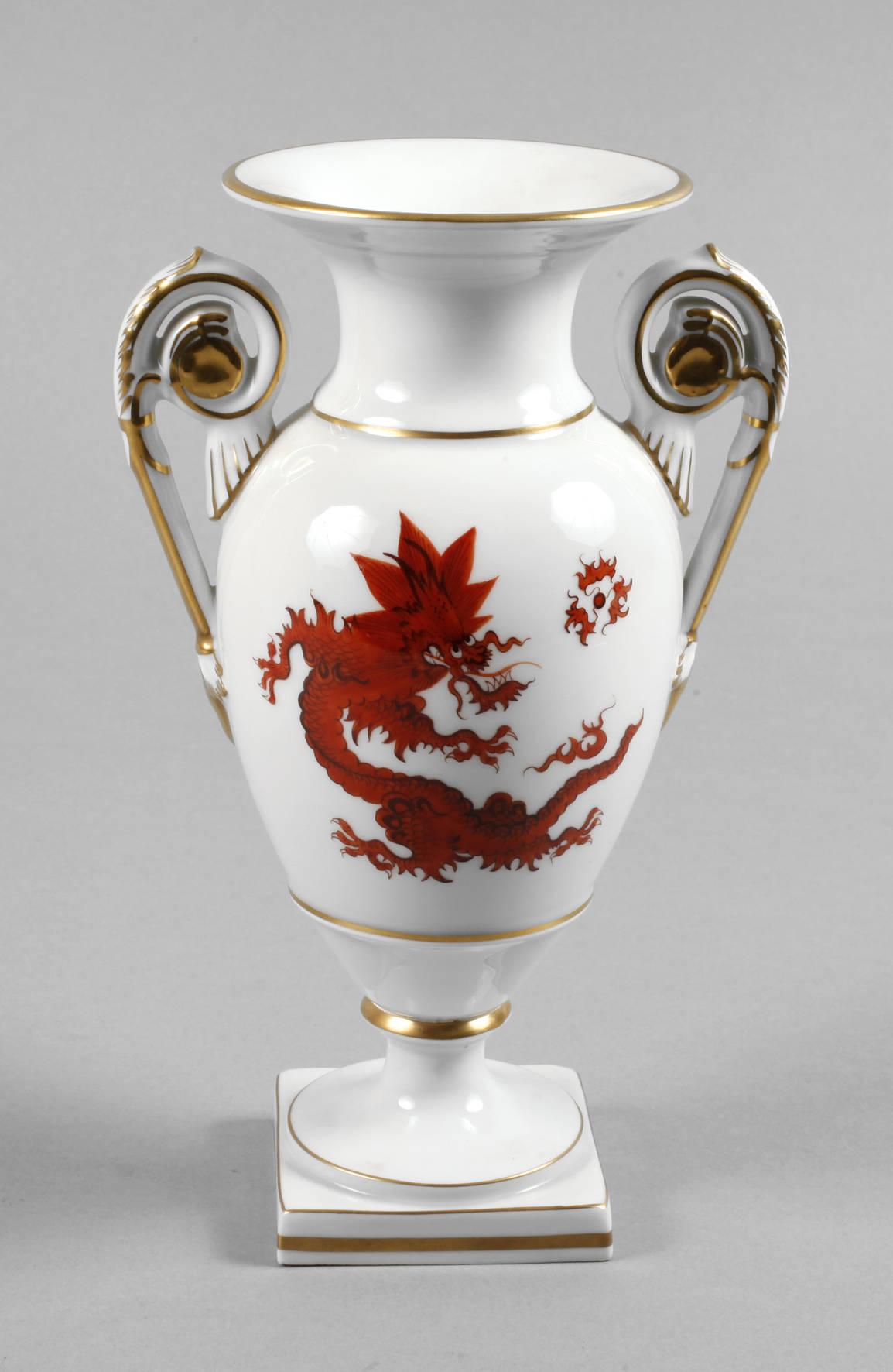 Meissen Vase roter Drache