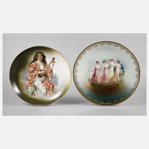 Zwei große Wandteller