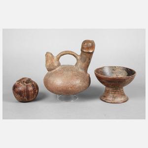 Drei Ausgrabungsstücke Südamerika