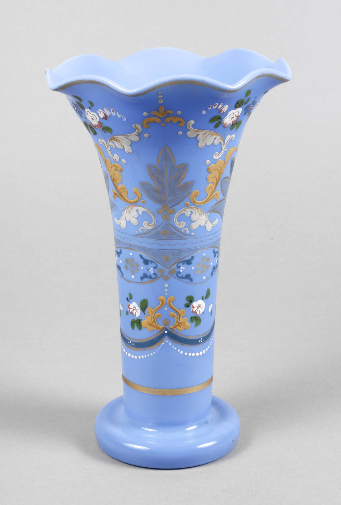 Historismusvase mit Emailmalerei