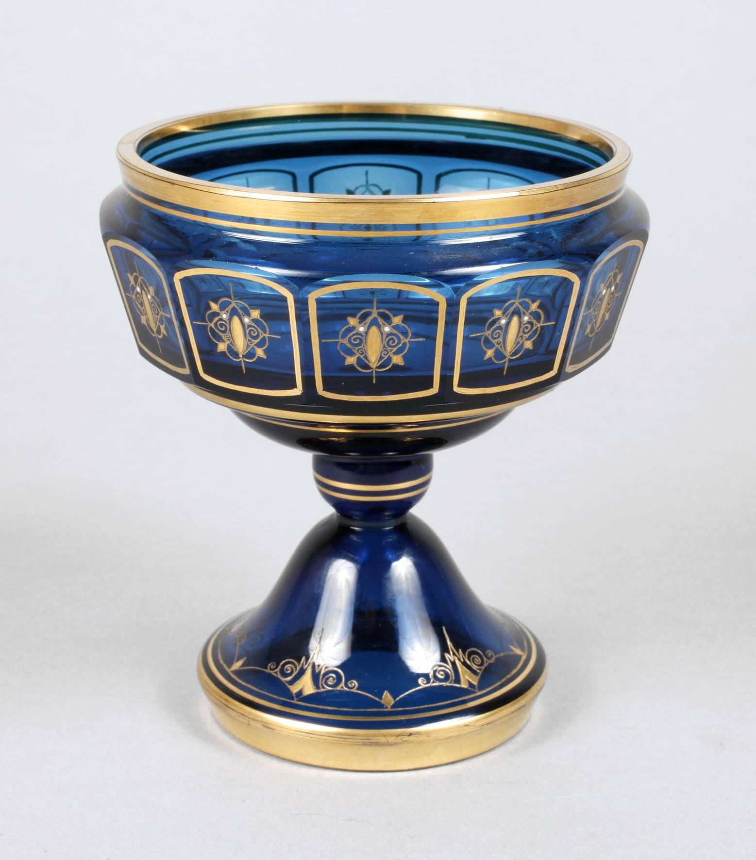 Steinschönau Fußschale