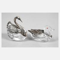 Zwei Tierfiguren mit Silbermotierung111