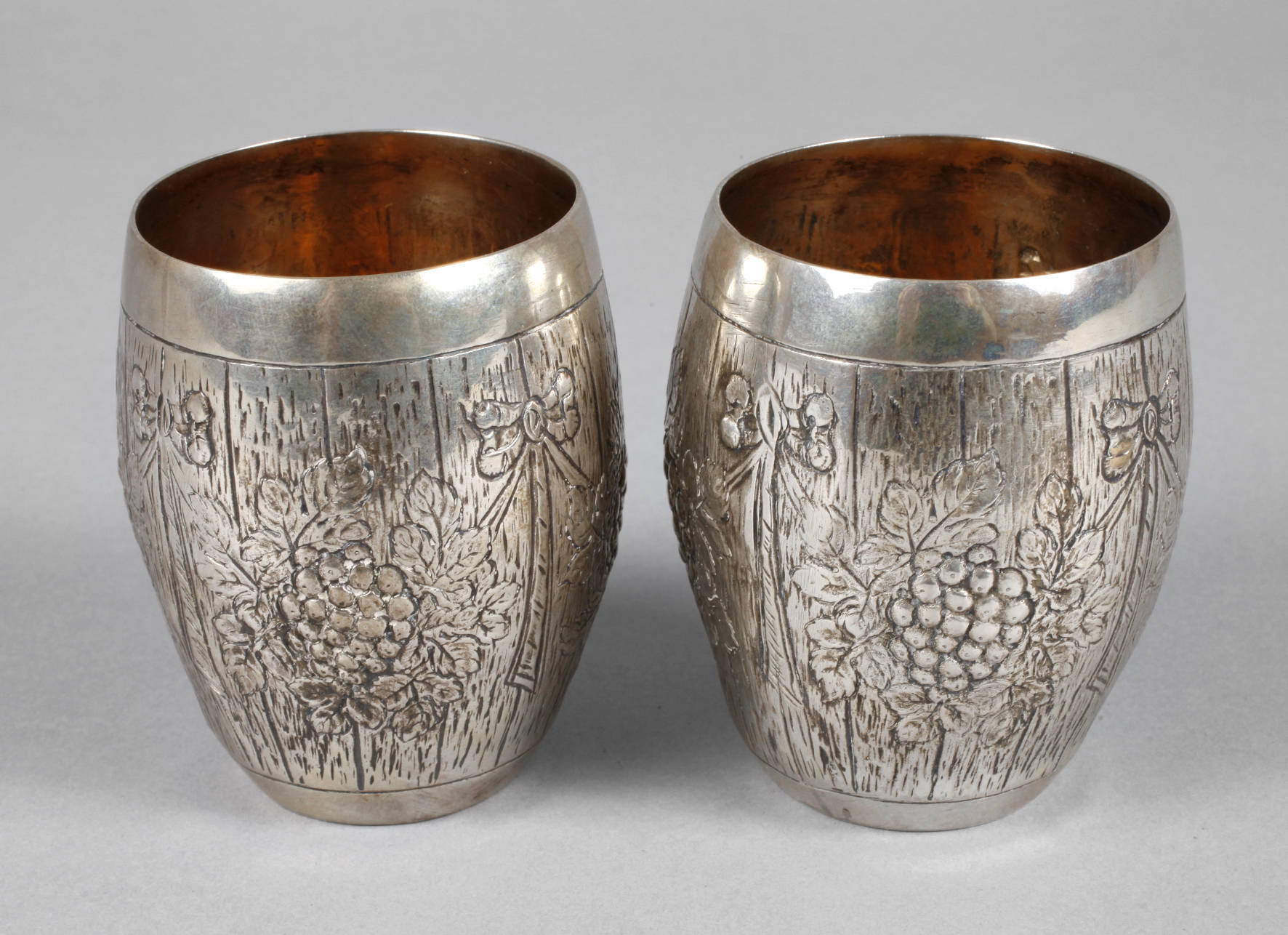 Paar Paar Silberbecher für Wein