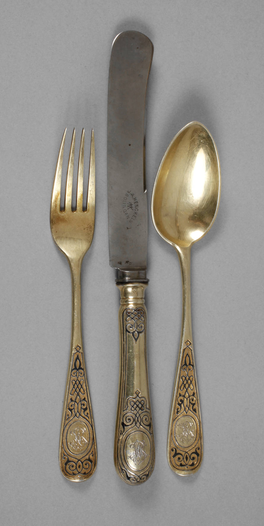 Drei Teile Silberbesteck in russischer Art