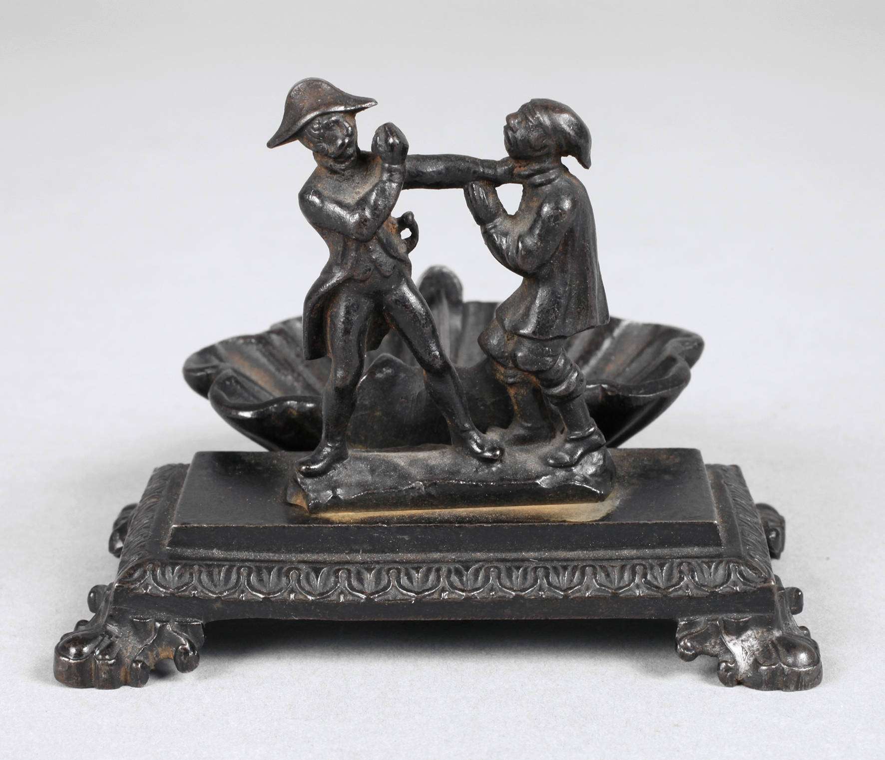 Figürliches Schälchen Berliner Eisen