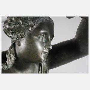 Figürliche Salonlampe als Griechische Schönheit