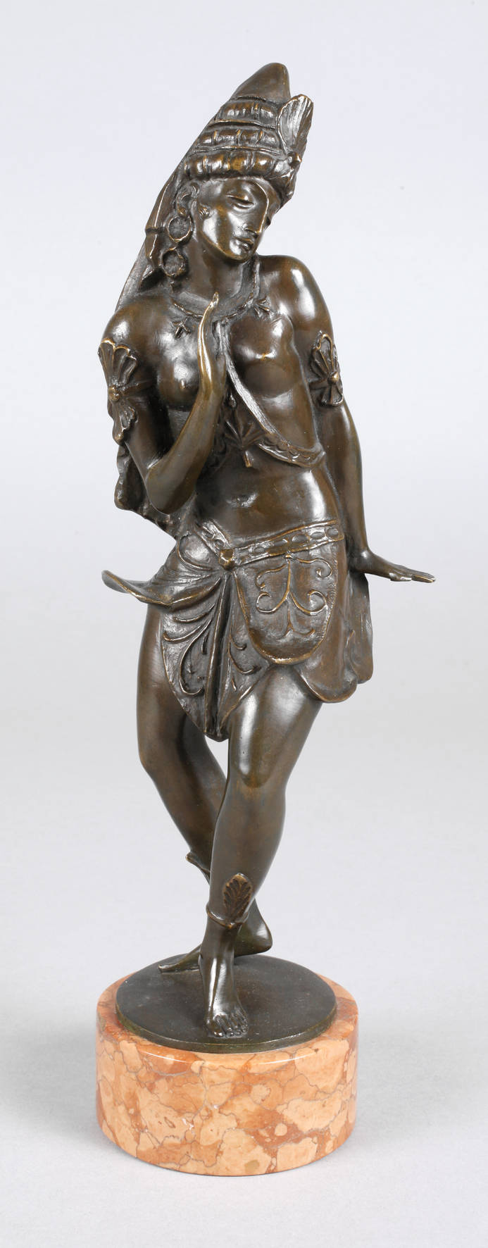 Bronze asiatische Tänzerin