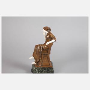 Chryselephantin, die Sinnende