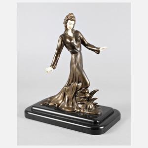 Mädchenplastik Art déco