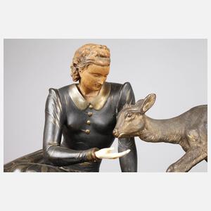 Mennevile Art Déco Mädchen mit Ziege