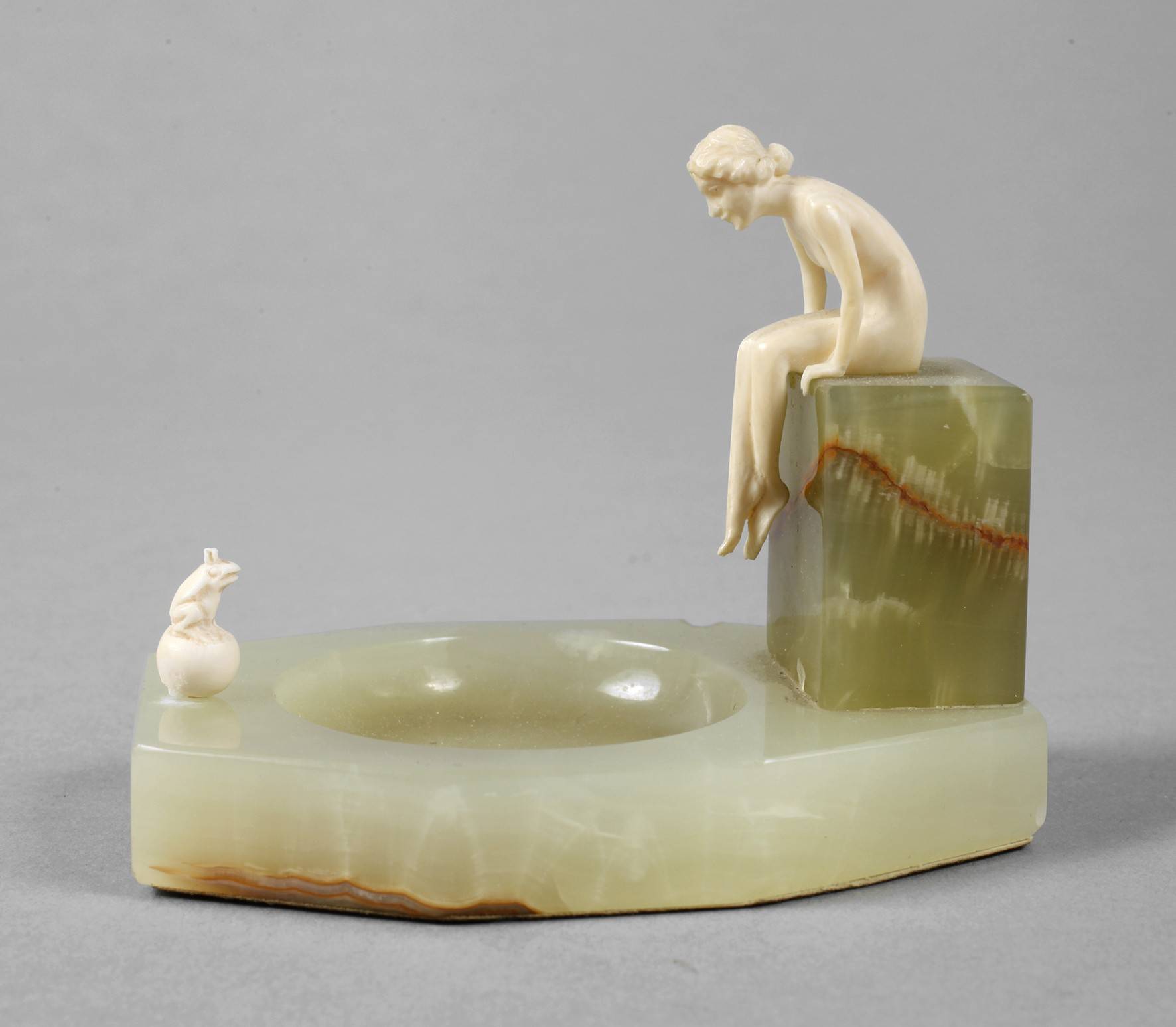 Ferdinand Preiss attr. Sitzende mit Froschkönig