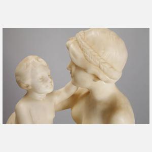 Daniel Greiner, Alabasterfigur Mutter mit Kind