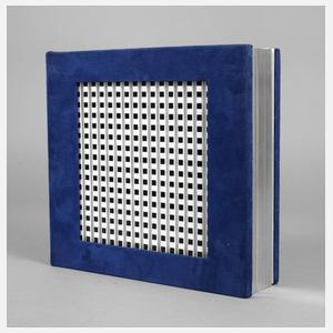 Yaacov Agam, Book-Kunstobjekt als Monografie