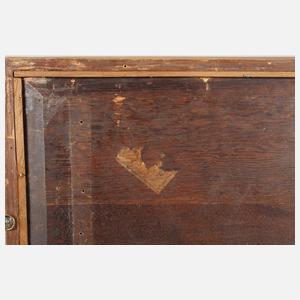 Liebespaar im Kücheninterieur