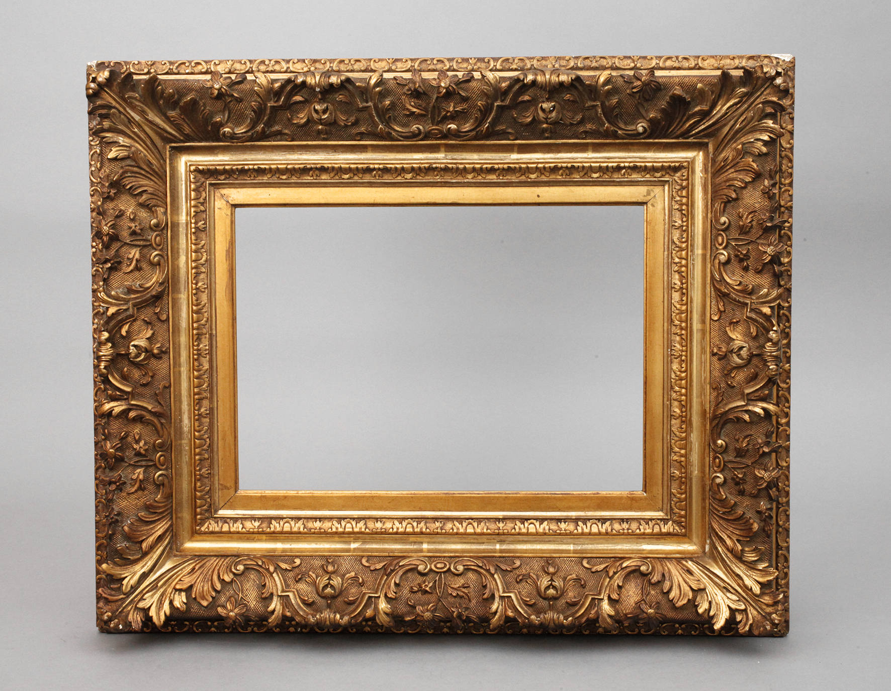 Prächtiger Gründerzeit-Goldstuckrahmen um 1880