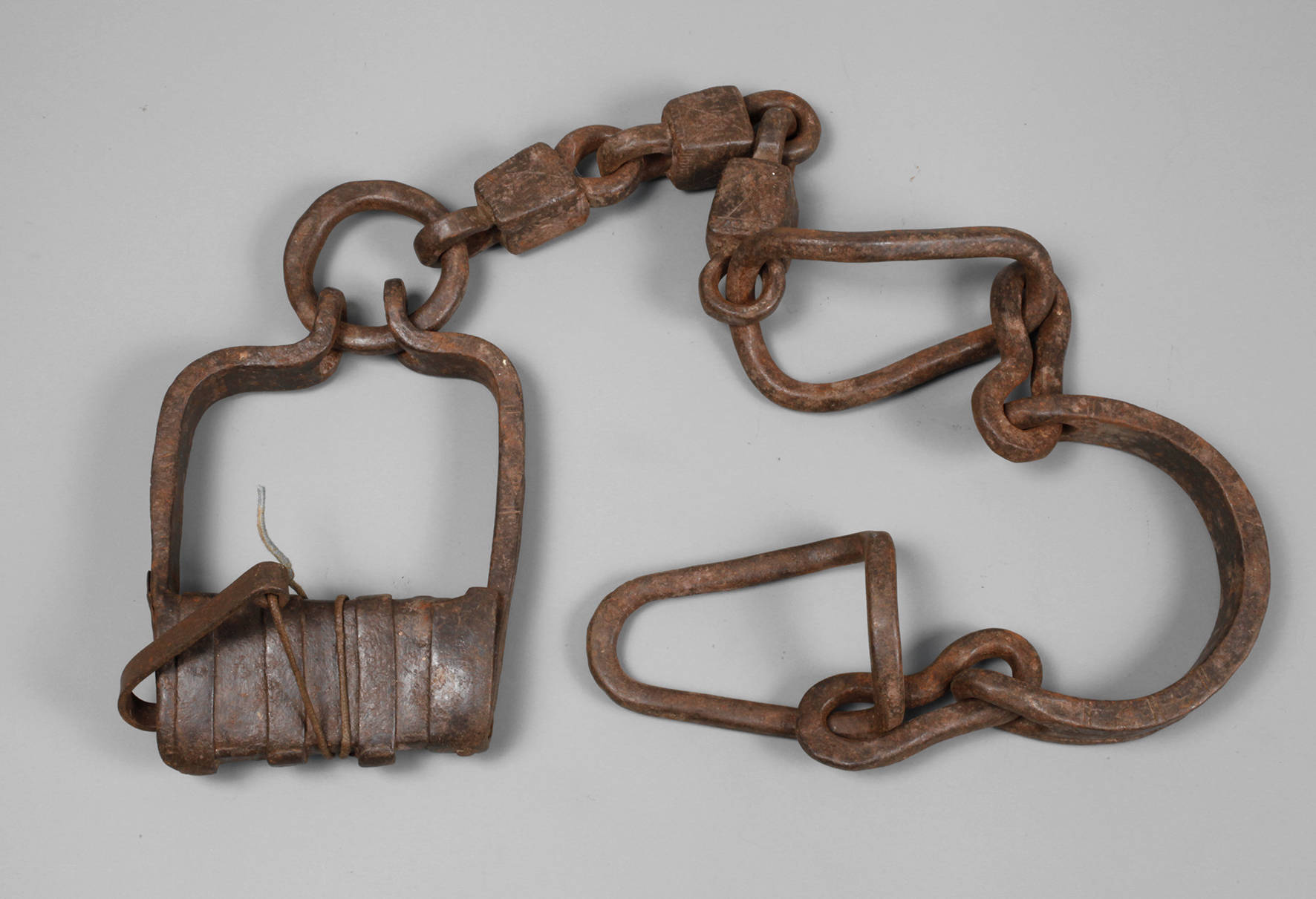 Fußfessel mit Schiebeschlüssel