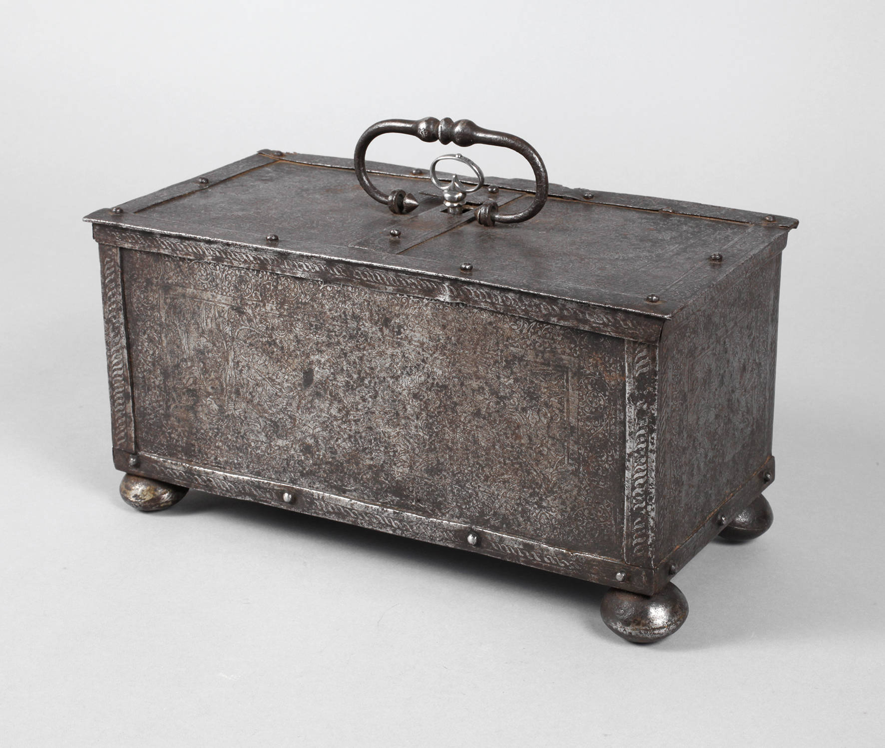 Eisenkassette Nürnberg um 1580