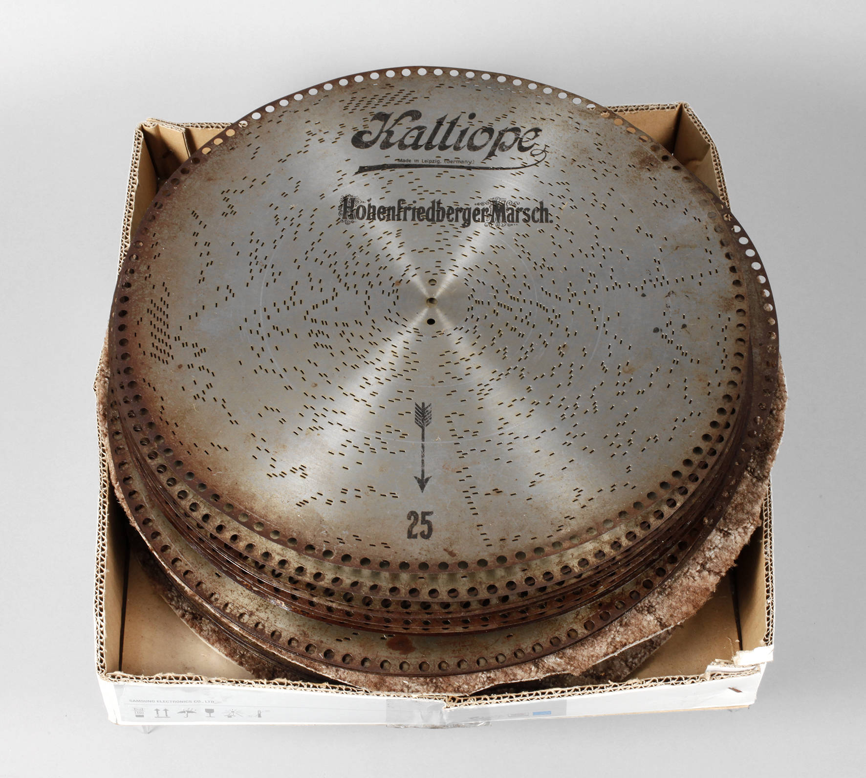 Konvolut Blechplatten Kalliope