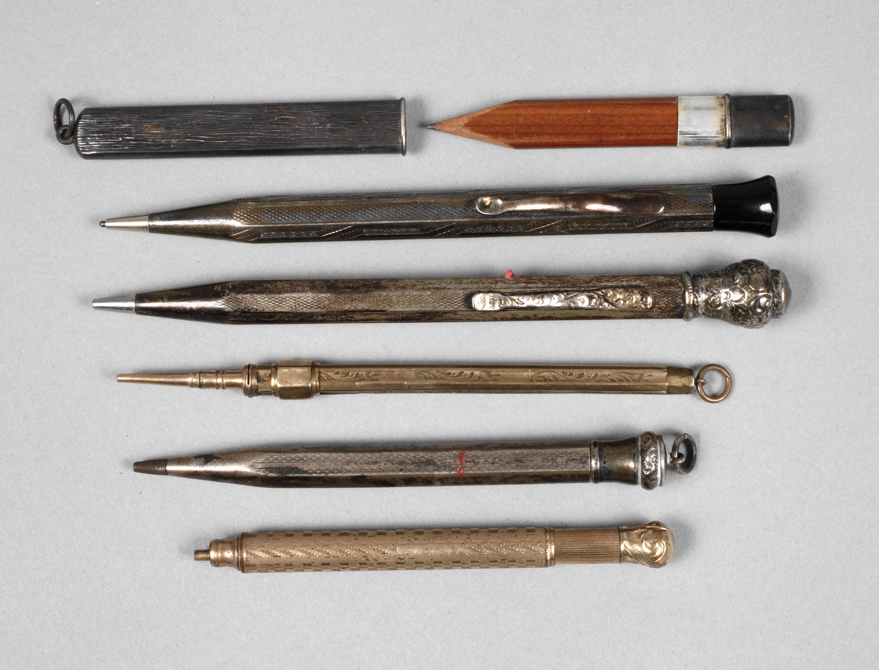 Sechs Silberbleistifte