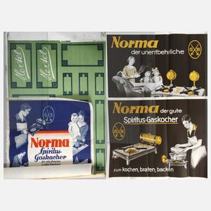 Drei Werbeplakate Norma