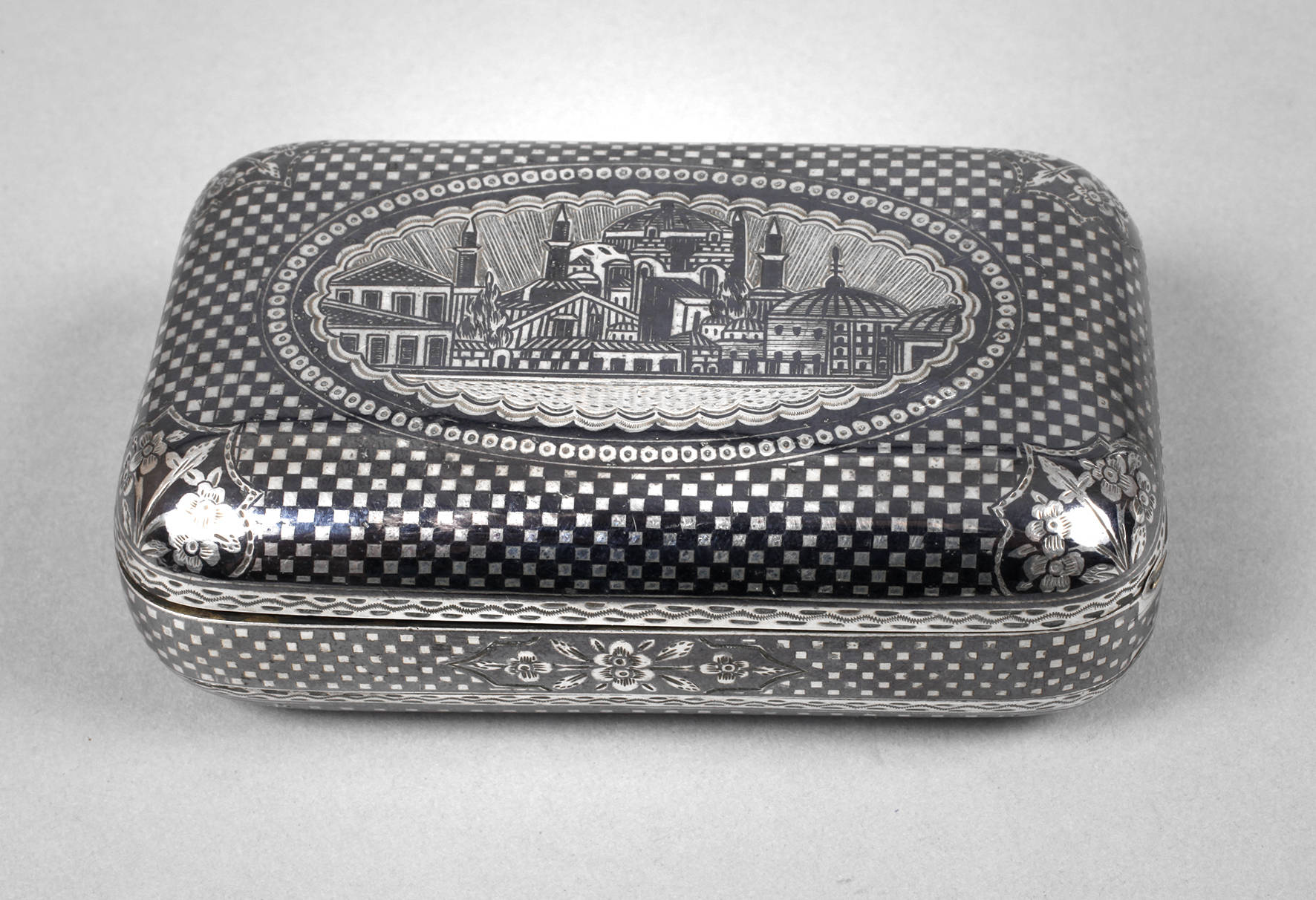 Feines Zigarettenetui Tula-Silber