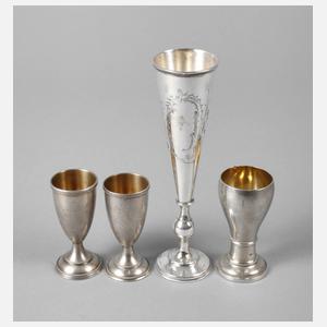 Vier Wodkabecher Silber