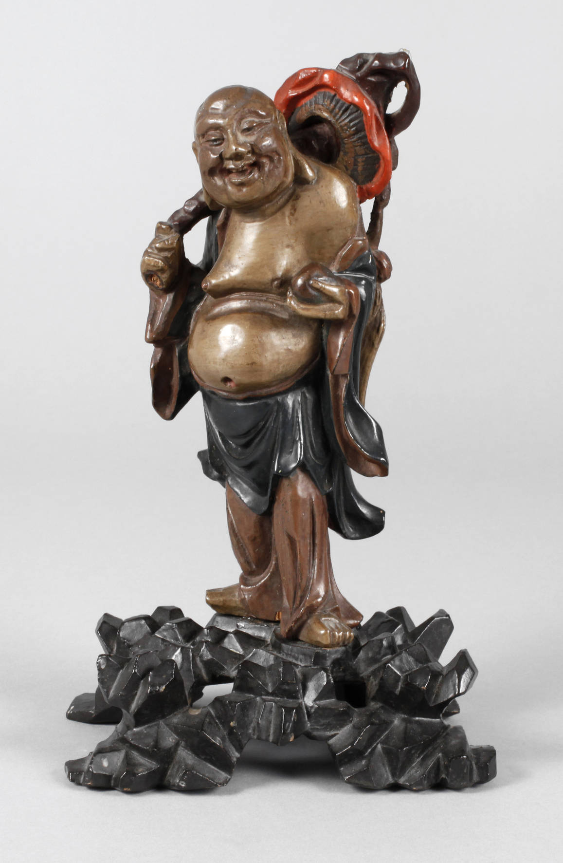 Figürliche Schnitzerei