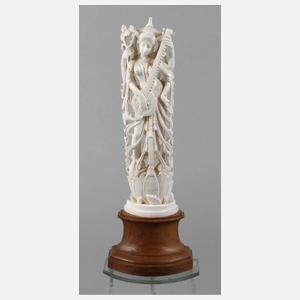 Feine Elfenbeinschnitzerei