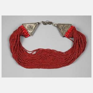 Große persische Folklorekette